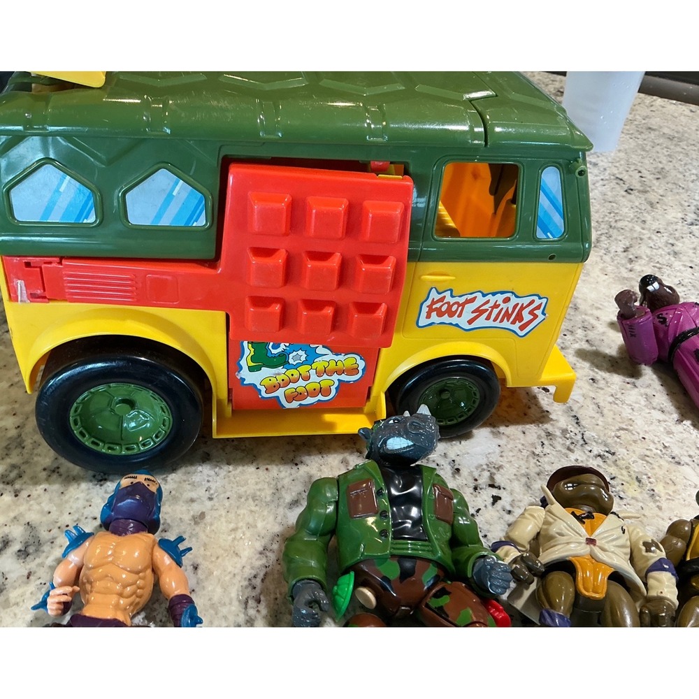 Playmates Vintage TMNT Party Wagon Van and Action Figure Lot of 17 90s Toys READ